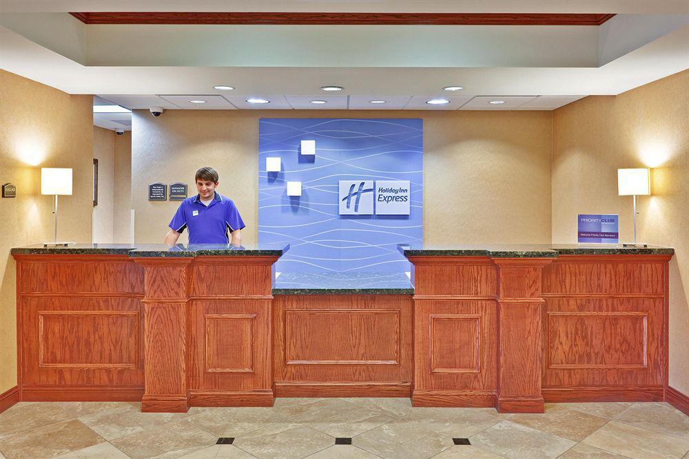 Holiday Inn Express & Suites Sparta Beltér fotó